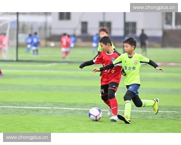 精彩纷呈的足球比赛图片大全带你沉浸绿茵激情与震撼瞬间全景展现