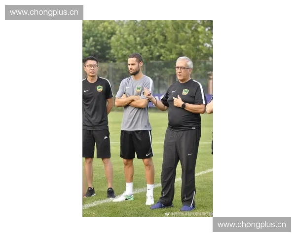 围绕二零一七年中超赛程表解析球队动态与赛季看点前瞻全景展望趋势研判